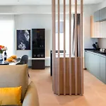 Apartmán Mercury Tower Superb 1br W/rooftop Pool By Arcocollection