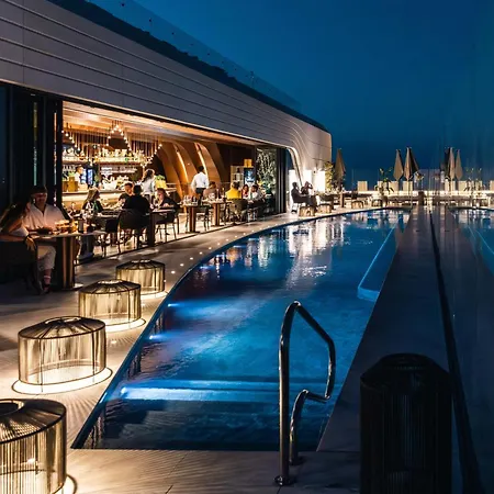 Mercury Tower Superb 1br W Rooftop Pool By Arco Collection