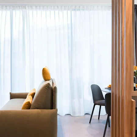 Mercury Tower Superb 1br With Rooftop Pool By Arcobnb *