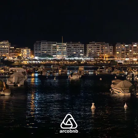 Apartmán Mercury Tower Superb 1br W Rooftop Pool By Arco Collection *