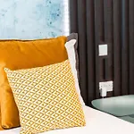 Apartman Mercury Tower Superb 1br W/rooftop Pool By Arcocollection