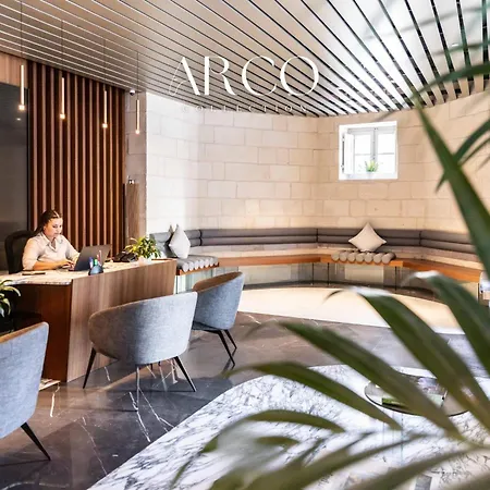 Mercury Tower Superb 1br W/rooftop Pool By Arcocollection * Saint Julian's