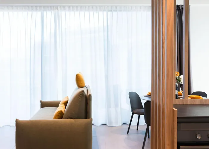 Mercury Tower Superb 1br W Rooftop Pool By Arco Collection *