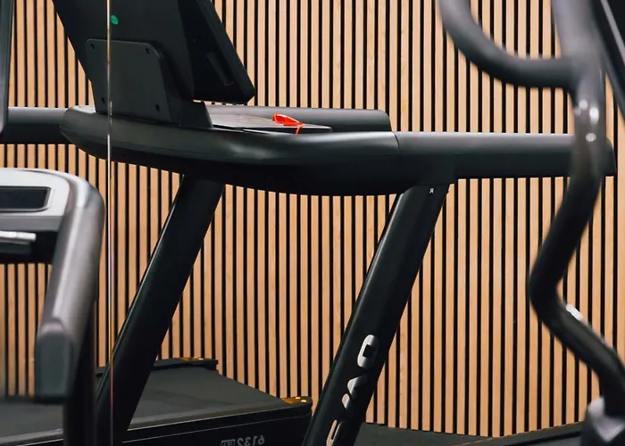 Mercury Tower Superb 1br W Rooftop Pool By Arco Collection *